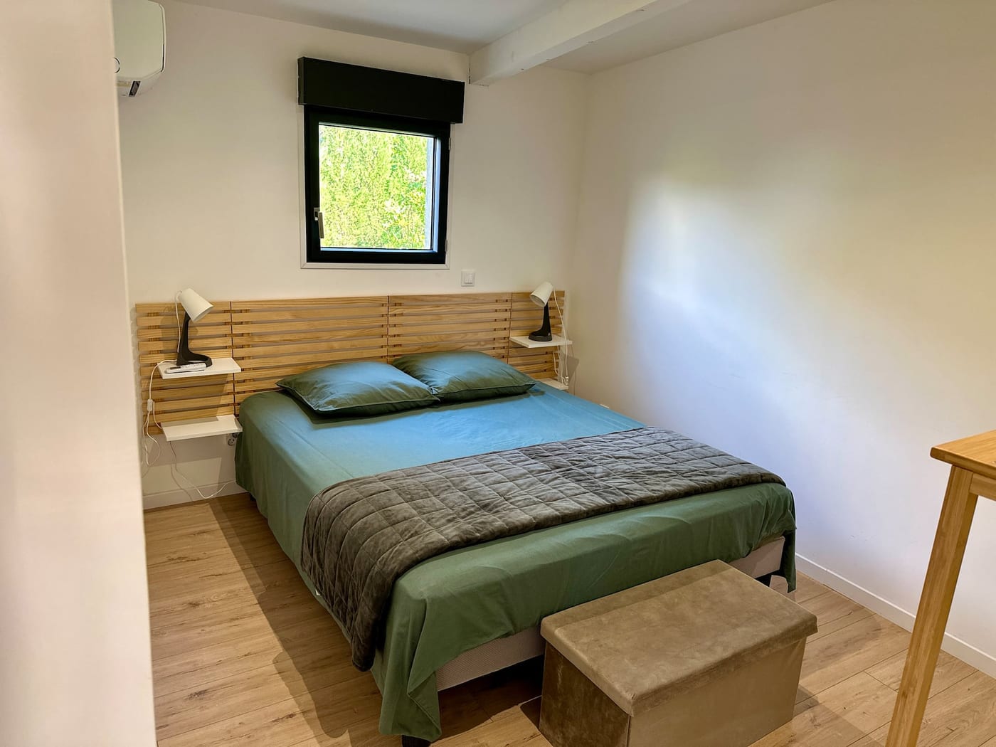Chambre 1, lit Queen